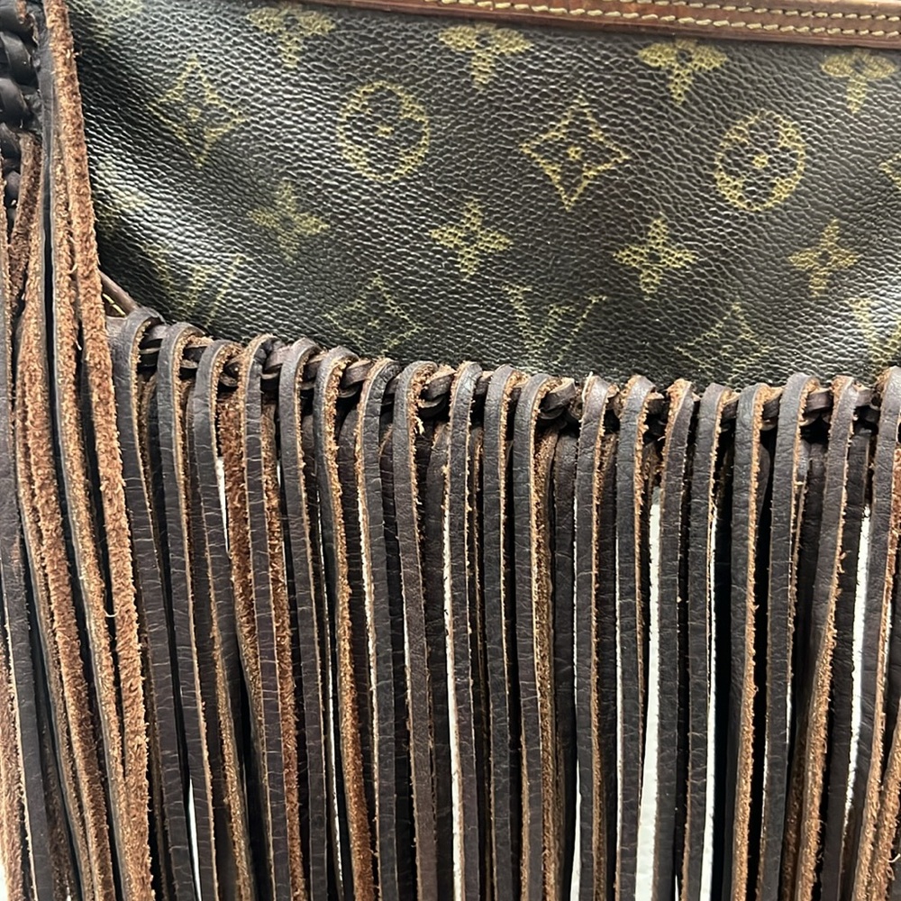 Louis Vuitton Brown Monogram Fringe Crossbody Bag - Picture 2 of 13